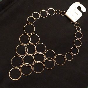 Gigi In Style loop necklace